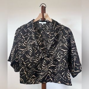 RO&DE Vneck Collar Top black/tan.